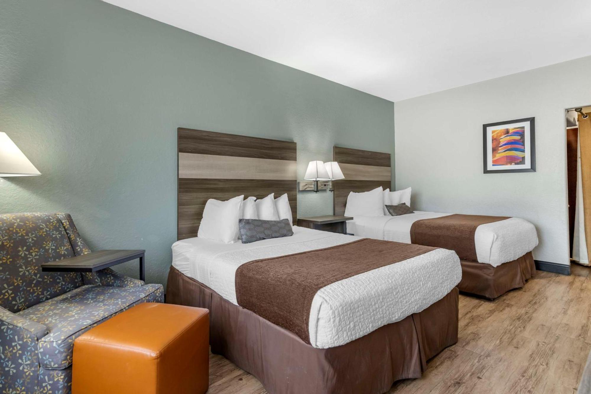 Best Western Plus Victoria Inn & Suites Esterno foto