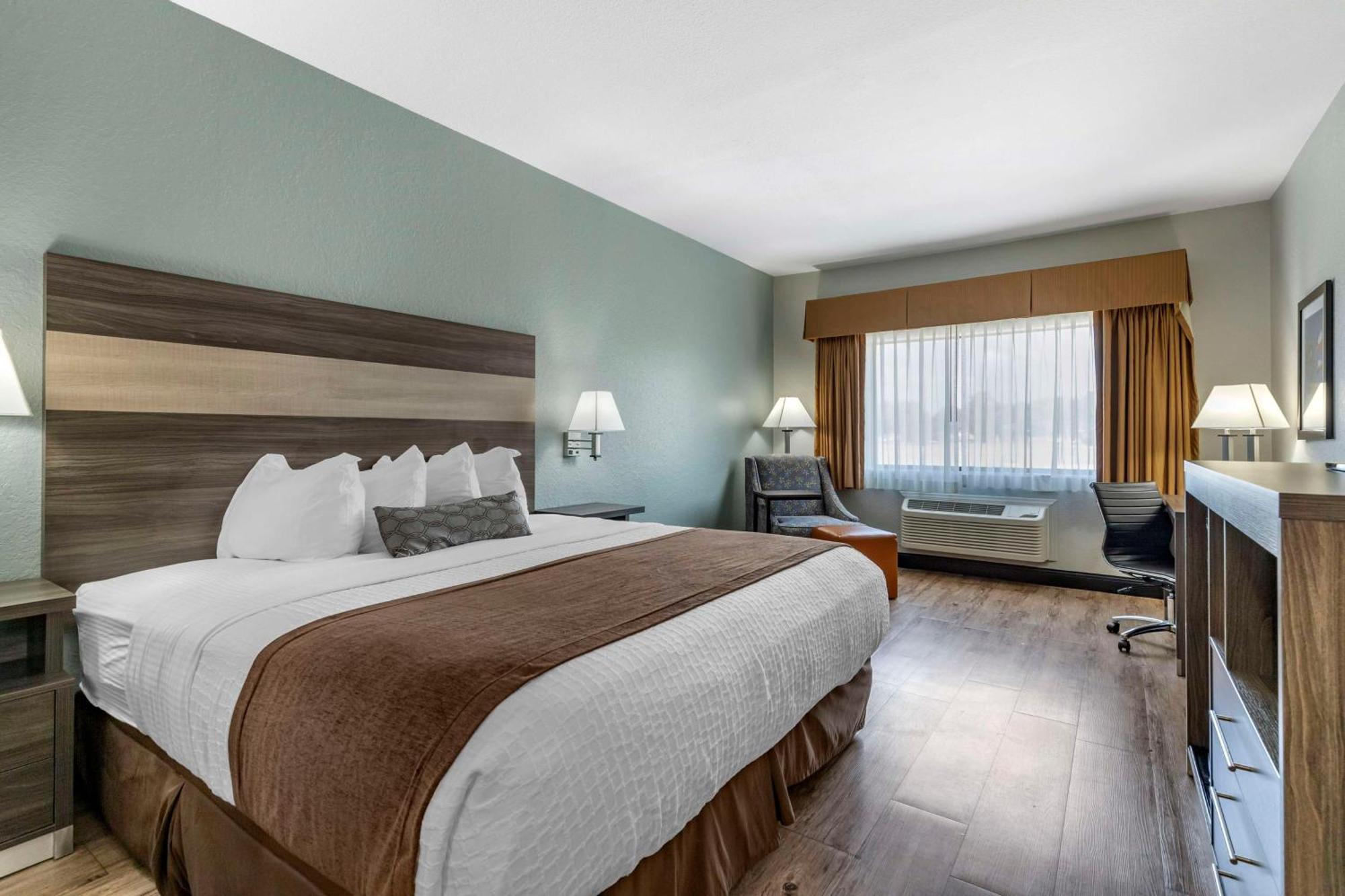 Best Western Plus Victoria Inn & Suites Esterno foto